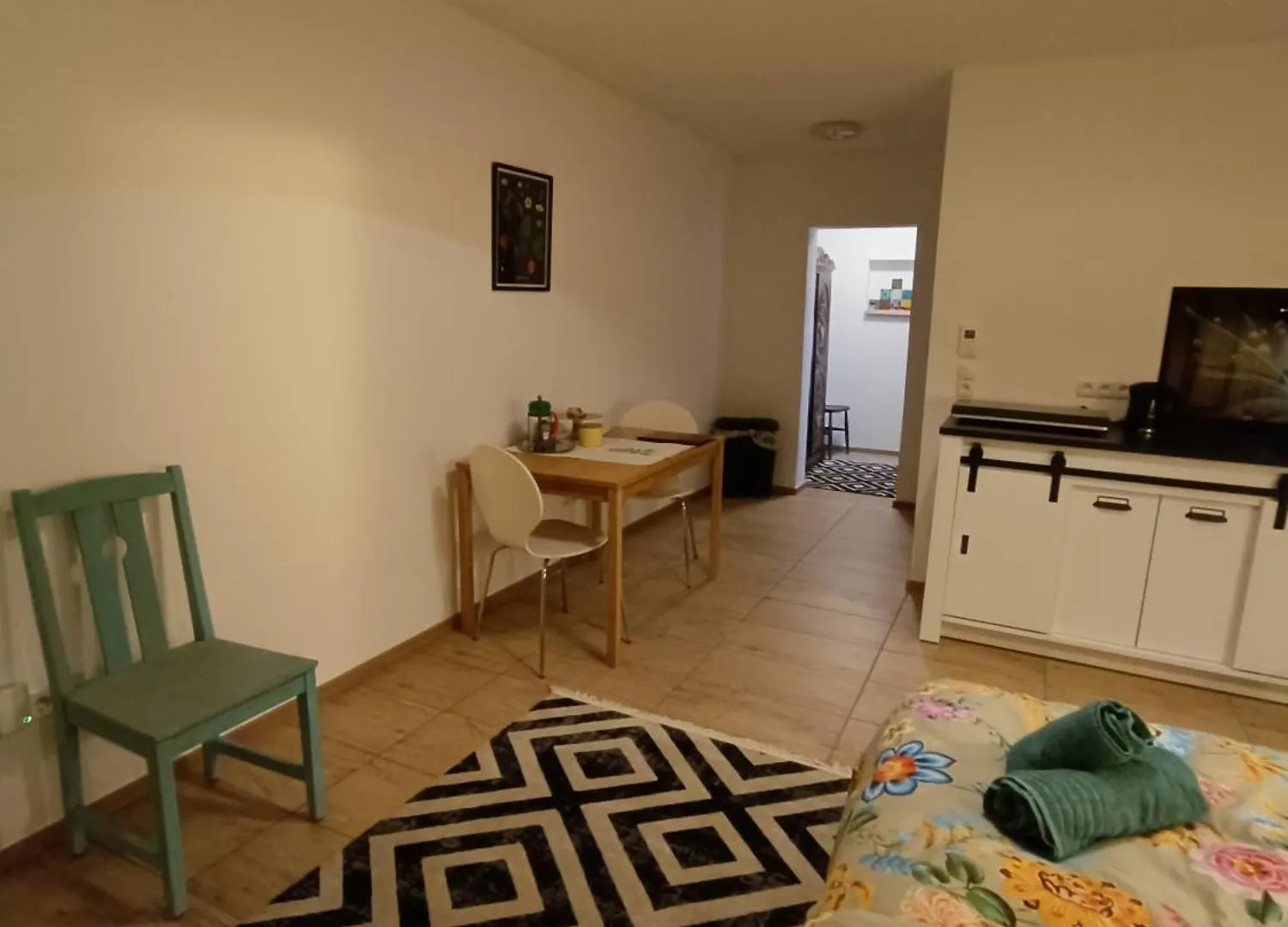 Apartment Gemuetliche Koelsche Studio-Wohnung Cologne Germany